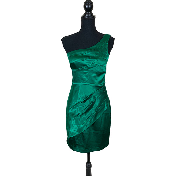 Teeze Me Satin Ruched One Shoulder Origami Pleated Cocktail Dress in Jewel Green - Picture 2 of 5